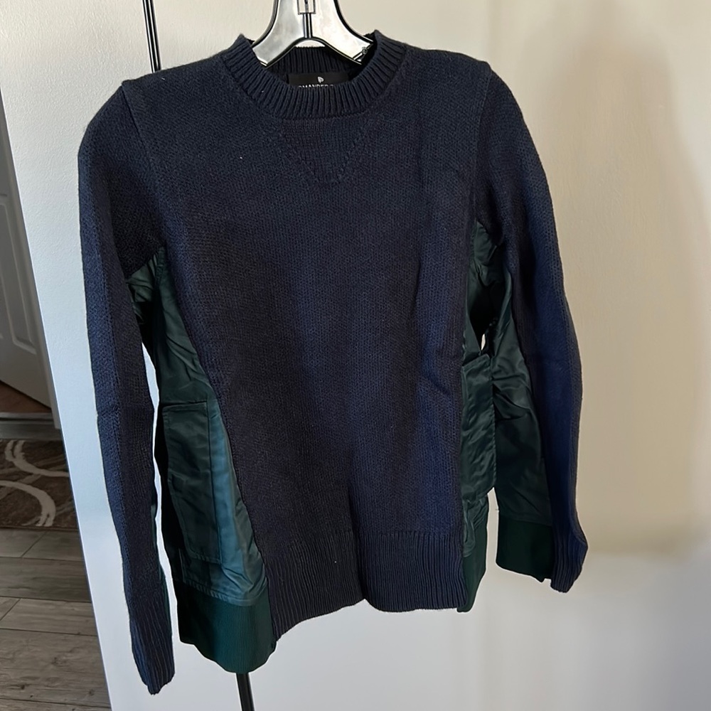 Navy Ember Sweatshirt
POMANDER PLACE - Picture 6 of 6